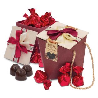 A25-BOMBONES DE CEREZA AL LICOR EN CAJA DE LUJO 170 GRS.